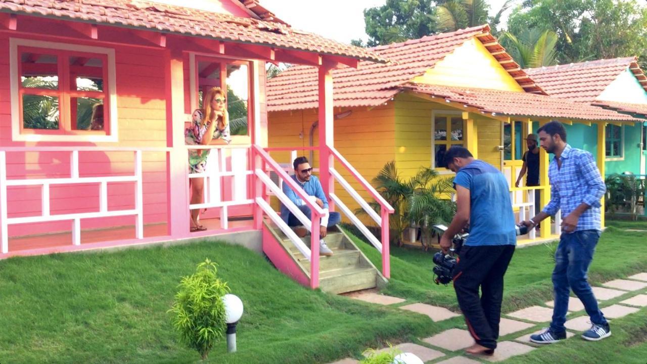Morjim Queen Beach Resort ภายนอก รูปภาพ